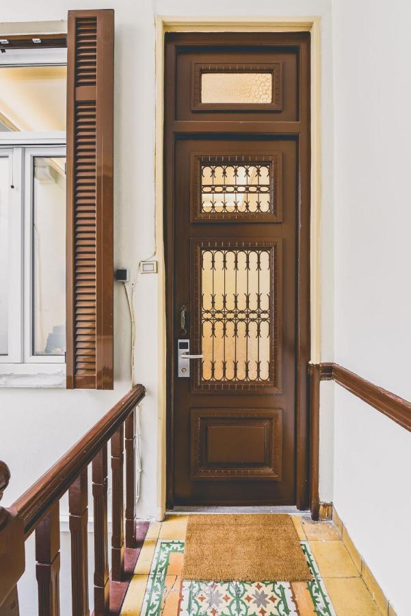 Neoclassical Apartment Near Acropolis - Livingstone Crystal Атина Екстериор снимка