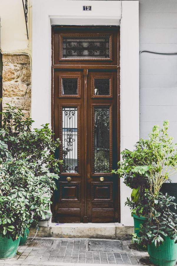 Neoclassical Apartment Near Acropolis - Livingstone Crystal Атина Екстериор снимка