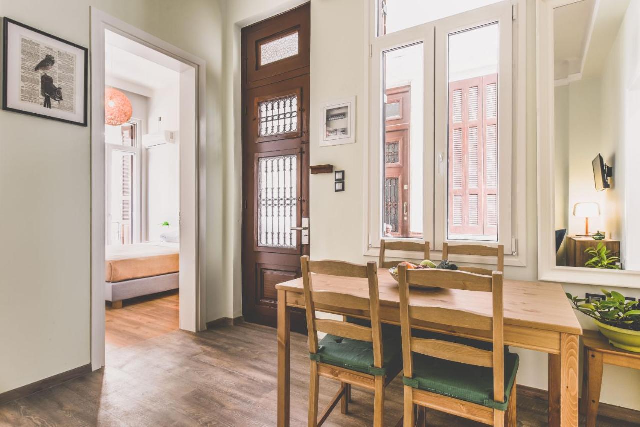 Neoclassical Apartment Near Acropolis - Livingstone Crystal Атина Екстериор снимка